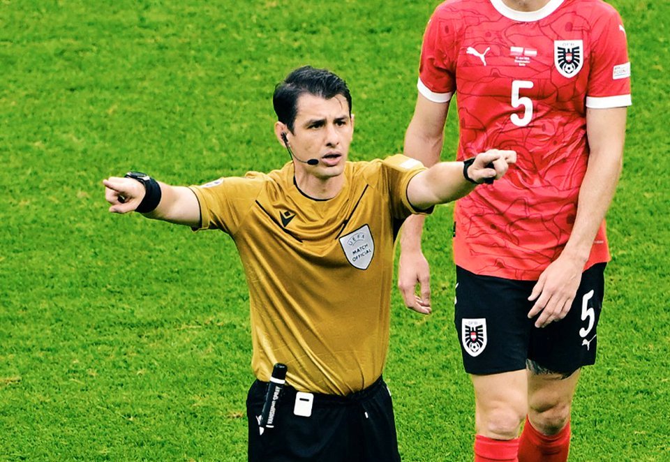 Halil Umut Meler'e EURO 2024'de dev maçta görev